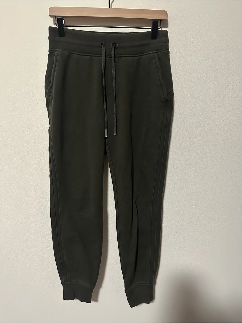 lululemon athletica item has